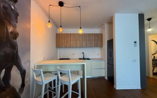 Chirie - Apartament cu terasă și priveliște spre Parcul Verdi - Poză 4