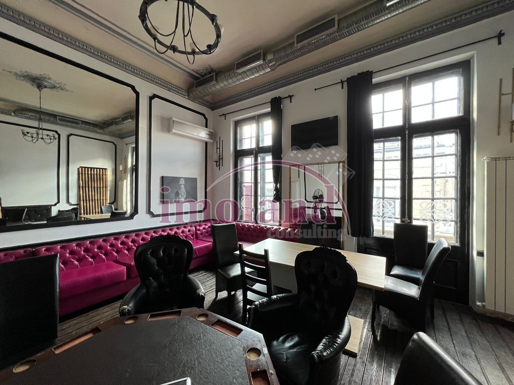 Vila - Piata Romana - inchiriere - Poză 1