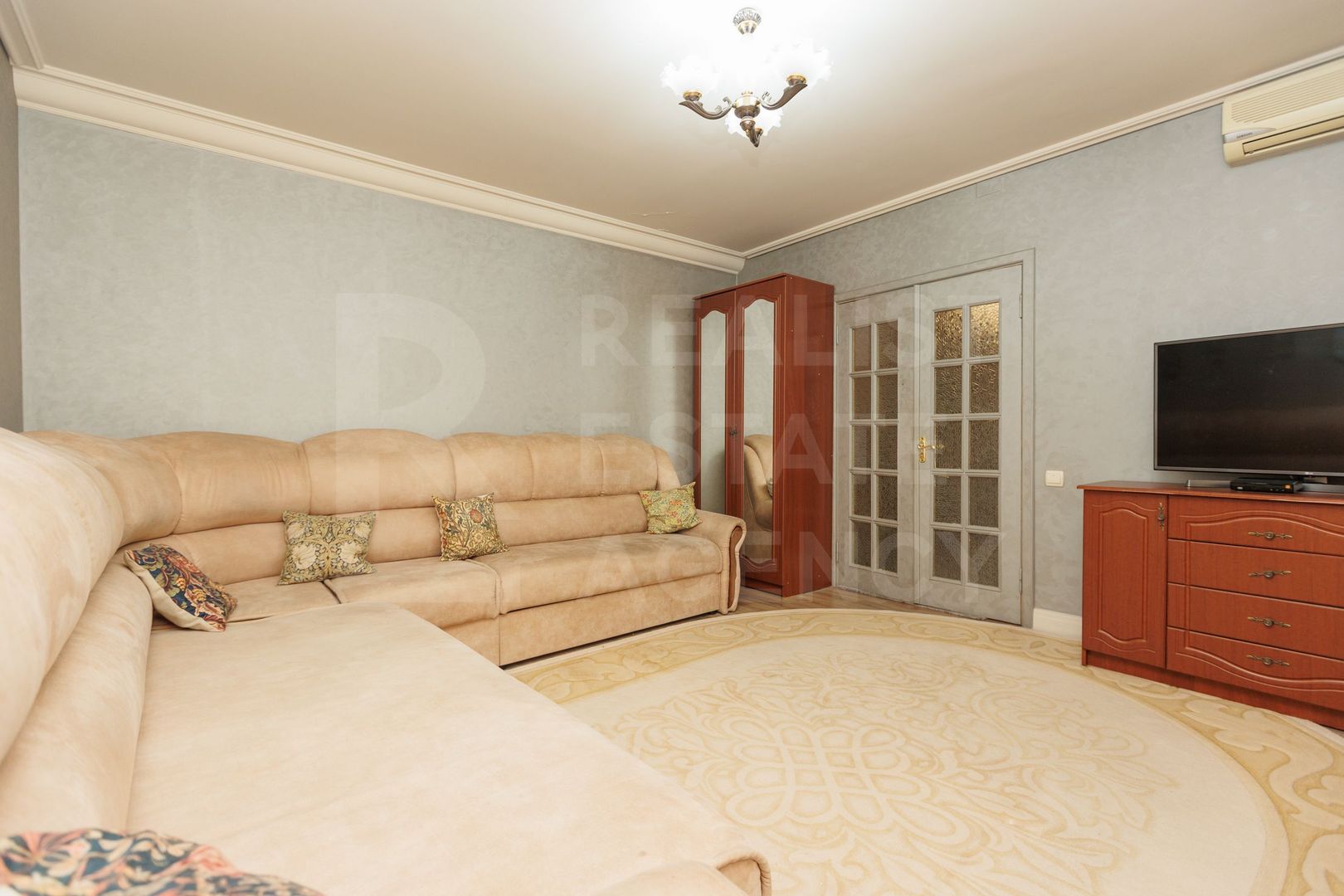 Vânzare, apartament, 3 camere, bd.Cuza-Vodă 9/2 sectorul Botanica - Poză 2