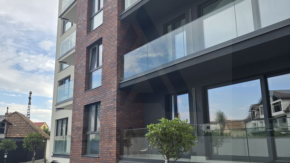 Apartament premium 75 mp utili cu parcare subterana si boxa Central - Poză 4