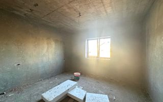 Ocazie - Casă individuală cu 5 camere - 931e/mp |Sânmihaiu Român| - Poză 4