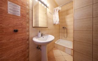 Vilă spațioasă de vânzare în Predeluț, Bran | 2000mp - Poză 28