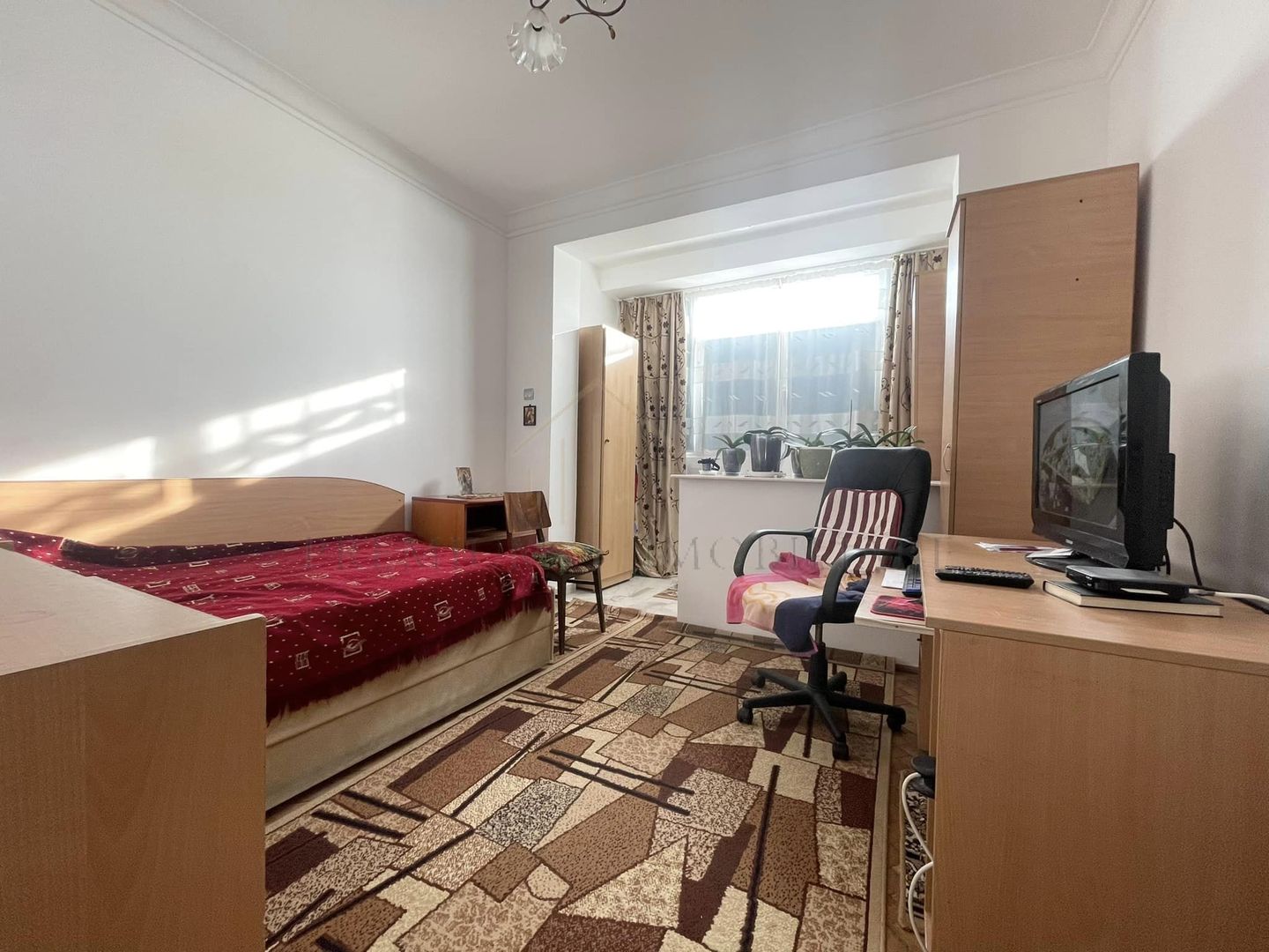 Apartament 3 Camere - Decomandat - Zona ultracentrala - Poză 2