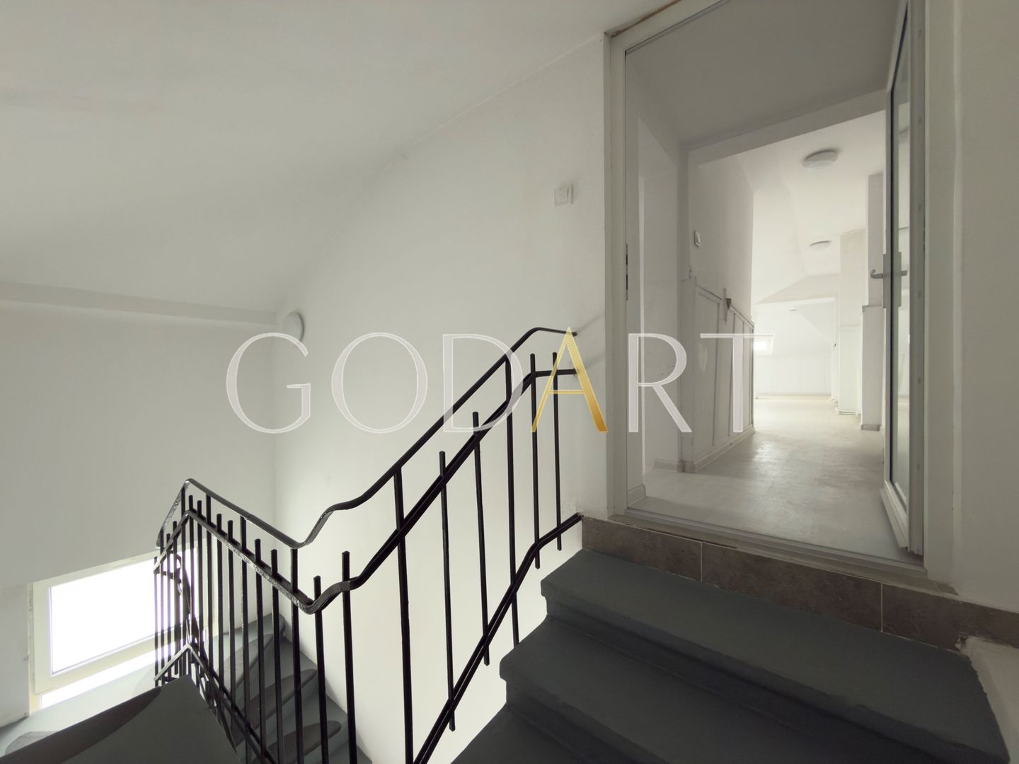 Vila spatioasa | Complet renovată | Central - Poză 16