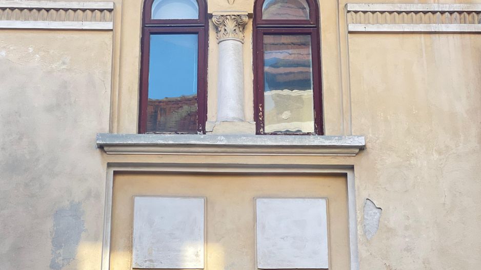 Casa individuala de vanzare Piata Victoriei POTENTIAL INVESTITIONAL - Poză 3