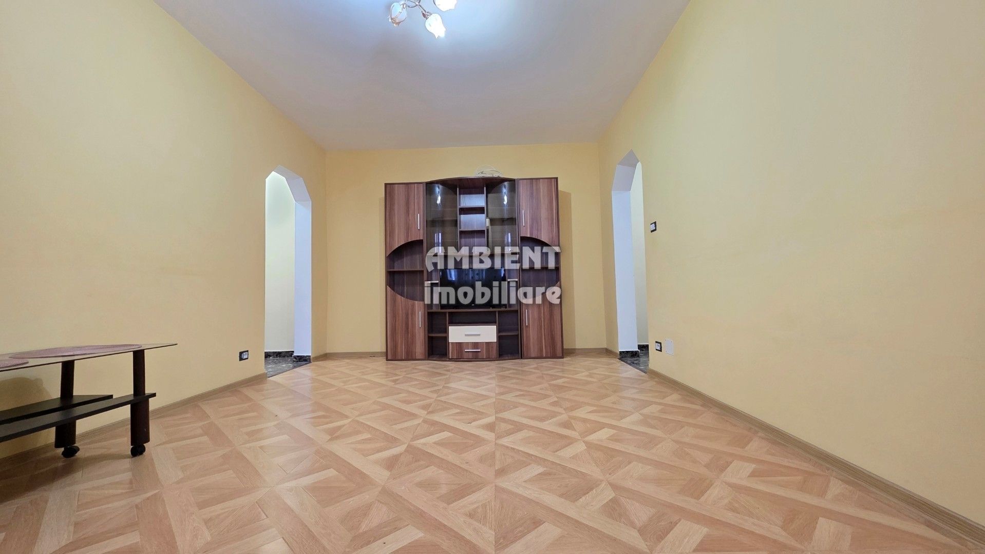 Apartament cu 3 camere, mobilat si utilat, VASLUI zona CENTRU-BUIUM; - Poză 4