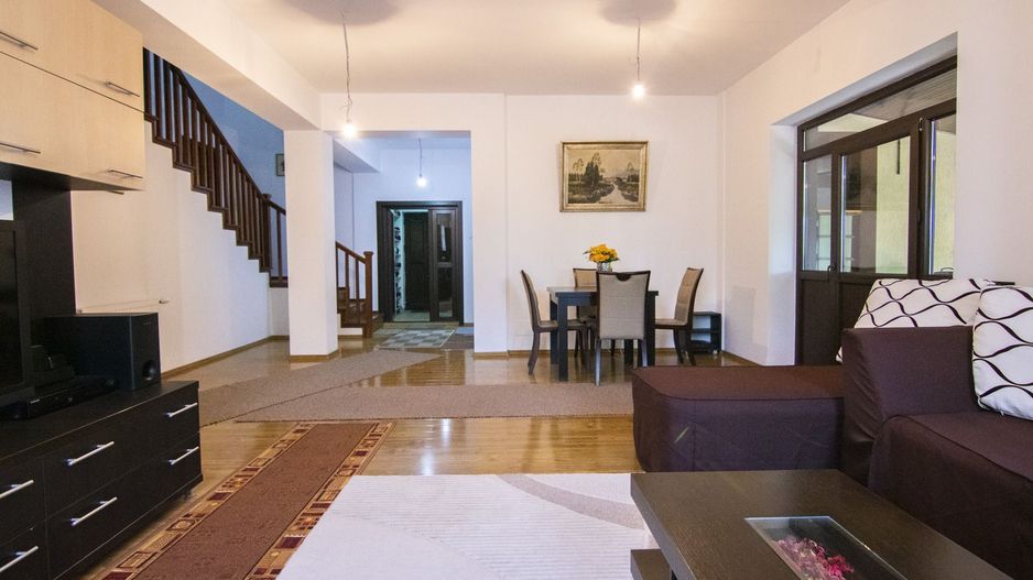 Casă / Vilă, 5 camere, teren 690 Mp., Prelungirea Ghencea - Maracineni - Poză 21