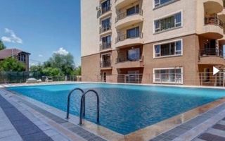Apartament 3 camere lux, curte proprie 120 mp, parcare, piscină, pet friendly - Poză 8
