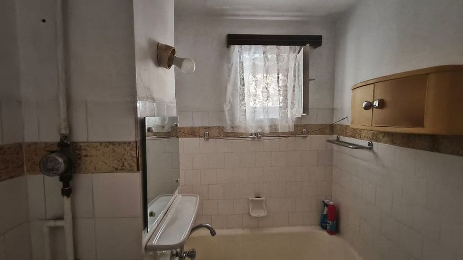 Apartament 3 camere ultracentral – Etaj 1 – 69 mp –Târgu Jiu - Poză 12