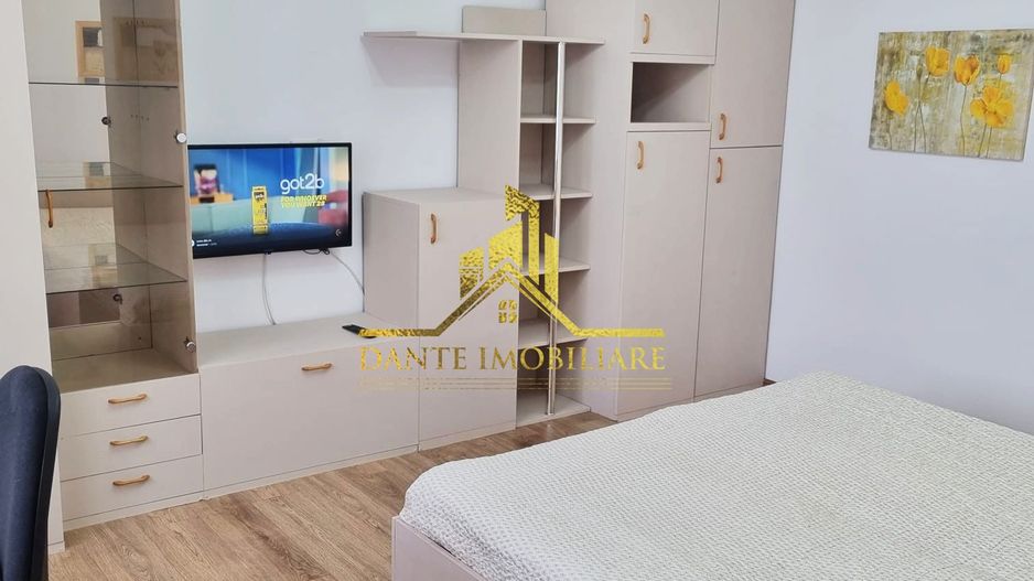 2 camere, decomandat, mobilat modern, parcare, Intre Lacuri - Poză 2
