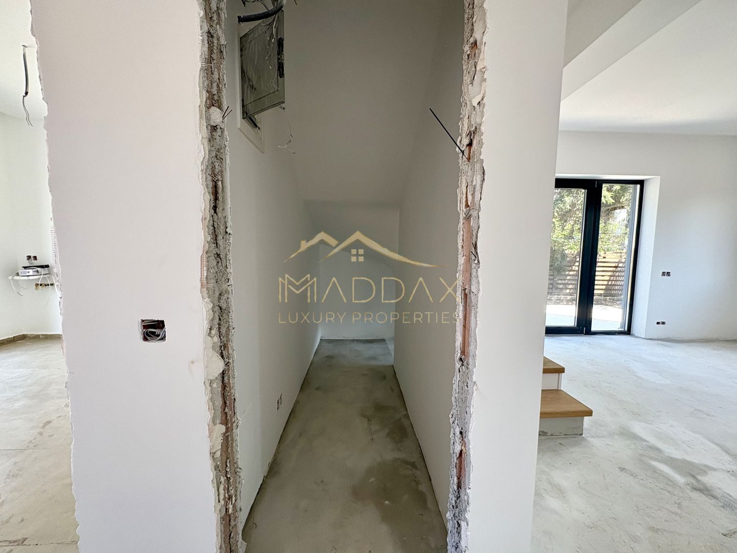 Vila Premium cu 6 camere Tunari  P+1+M ~ Exclusivitate - Poză 23