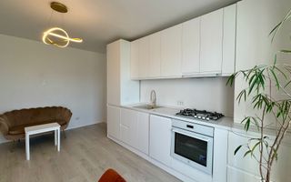Apartament 3 camere decomandat Podu Ros  Piata Nicolina - Poză 1