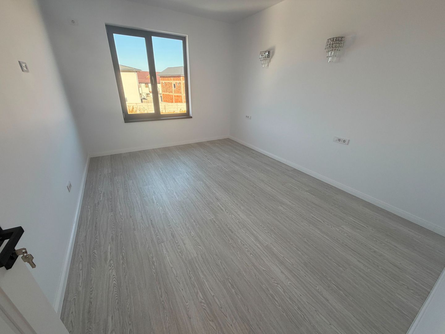 CASA INDIVIDUALA, TOATE UTILITATILE, INCALZIRE PARDOSEALA, COMISION 0% - Poză 10