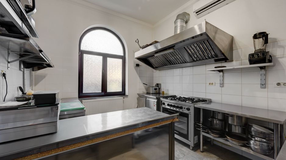 Vindem Afacerea ! Mini Hotel + Cafenea/ Restaurant ! Parcul Carol ! - Poză 35