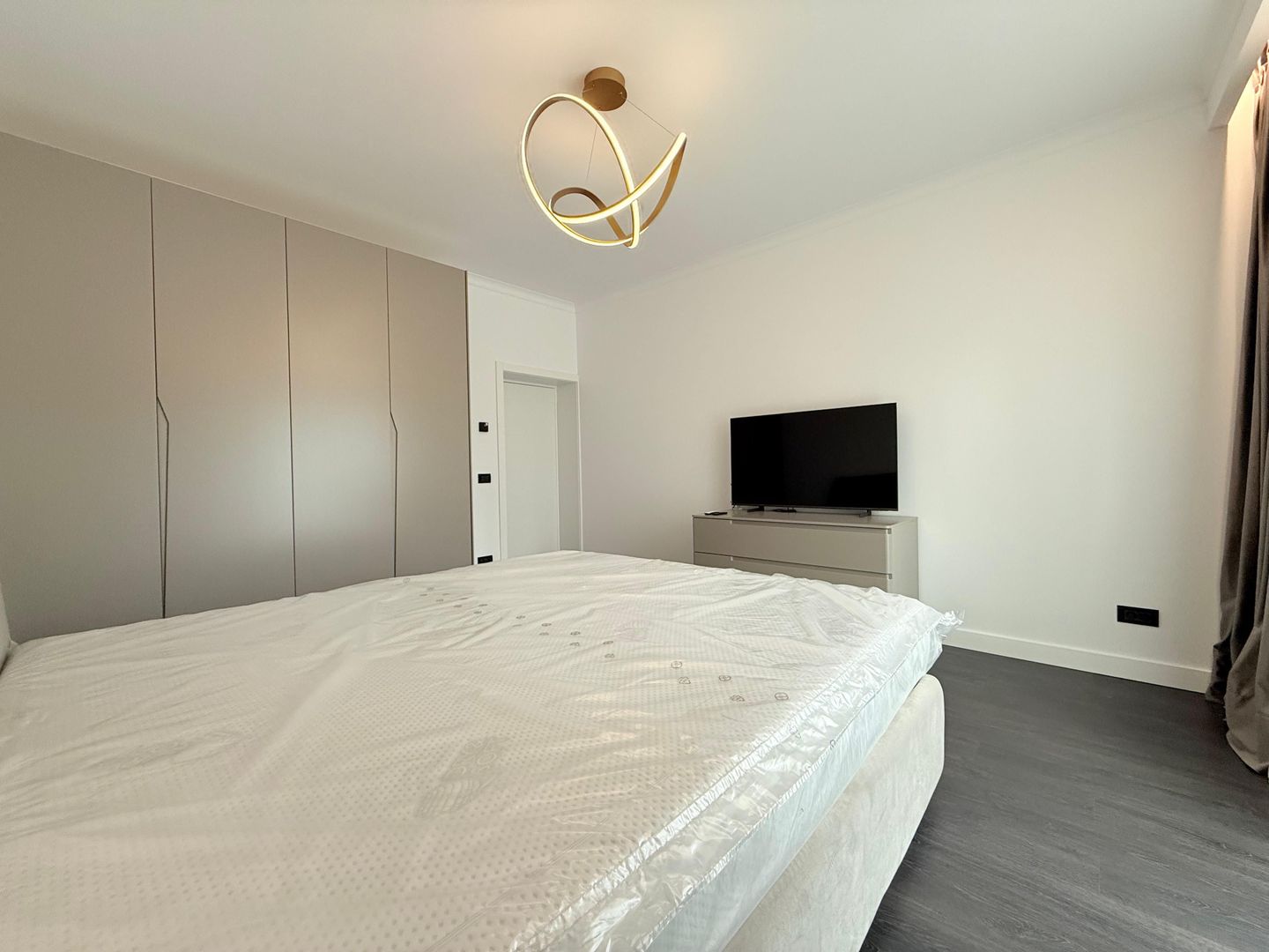 APARTAMENT 3 CAMERE - LUX | 2 BOXE | DOROBANTI - Poză 11