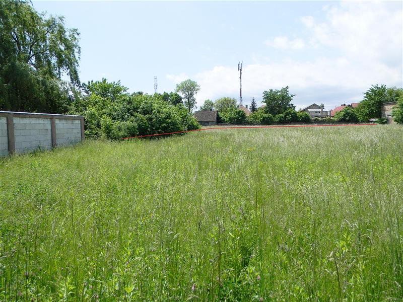 Teren intravilan cu utilitati in centrul comunei Cristian - Poză 4