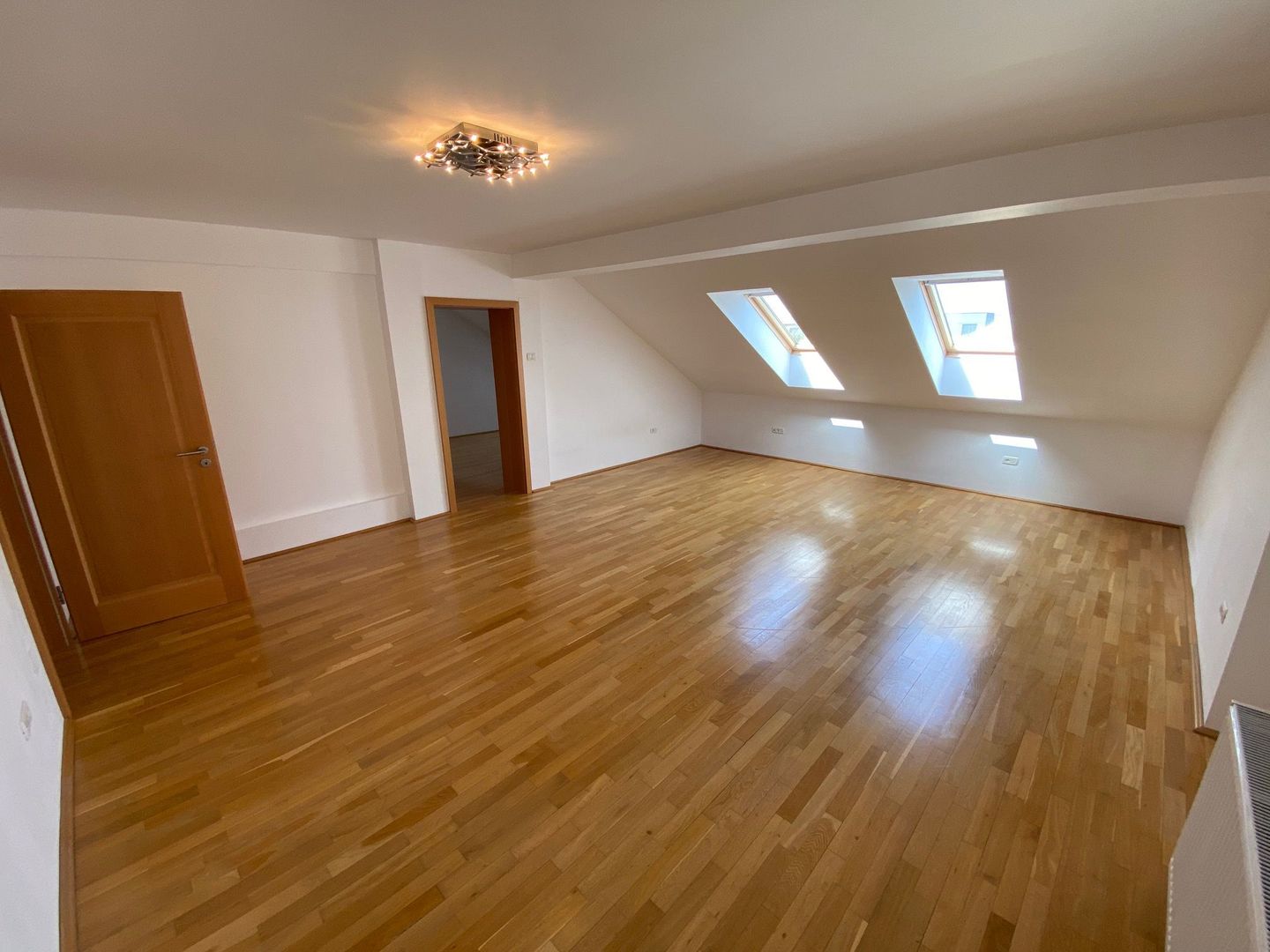 Vilă  inchiriere zona Aradului aproape de British School - Poză 14