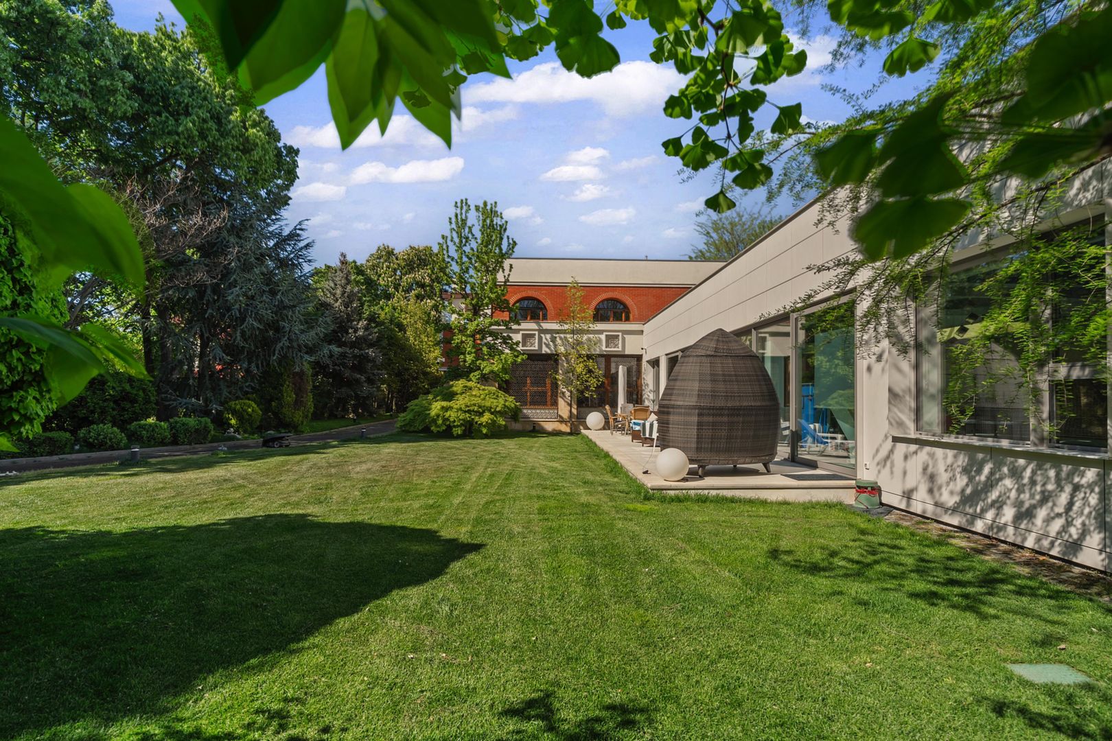 Vilă contemporană premium | 1000 mp | teren 4000 mp | piscină | 8 locuri parcare - Poză 26