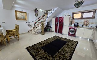 Casa Individuala 5 Camere, Zona Hotel Cetate - Poză 6