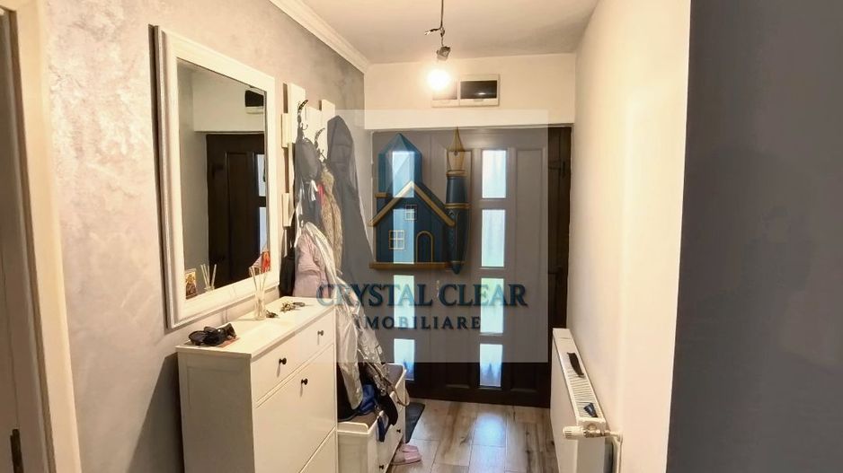 Casă 4 dormitoare și teren de 857 mp - zona Sântana de Mureș - Poză 8