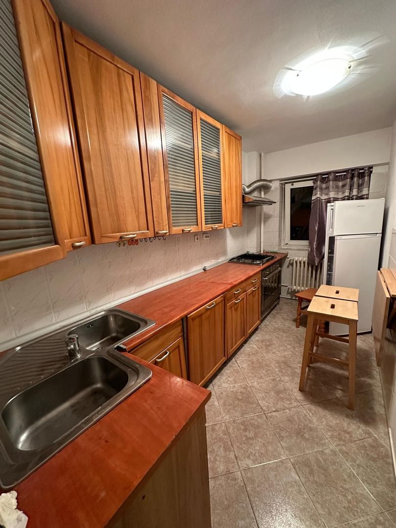 Garsoniera de inchiriat , zona Calea 13 Septembrie - Marriott - Poză 2