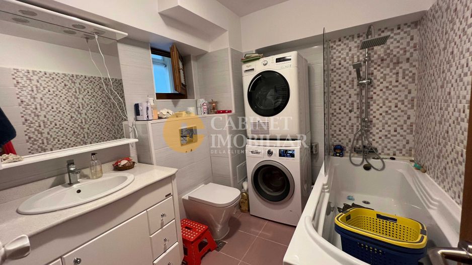 Etaj 1 Apartament 4 Camere Decomandat Nicolina Lidl Bloc 1990 - Poză 5