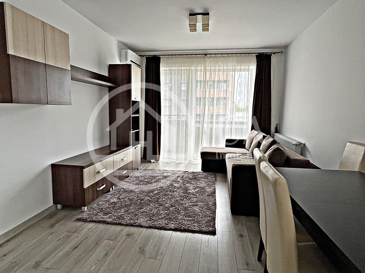 Apartament cu 3 camere de inchiriat in cartierul Prima Universitatii, Oradea - Poză 1