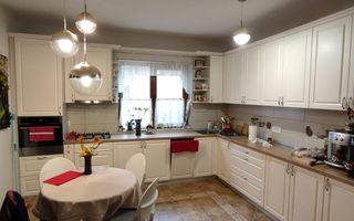 Vind casa in Iași, cartier Tatarasi constructie 2010. - Poză 5