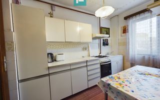 Apartament cu 3 camere în Podgoria - Poză 1