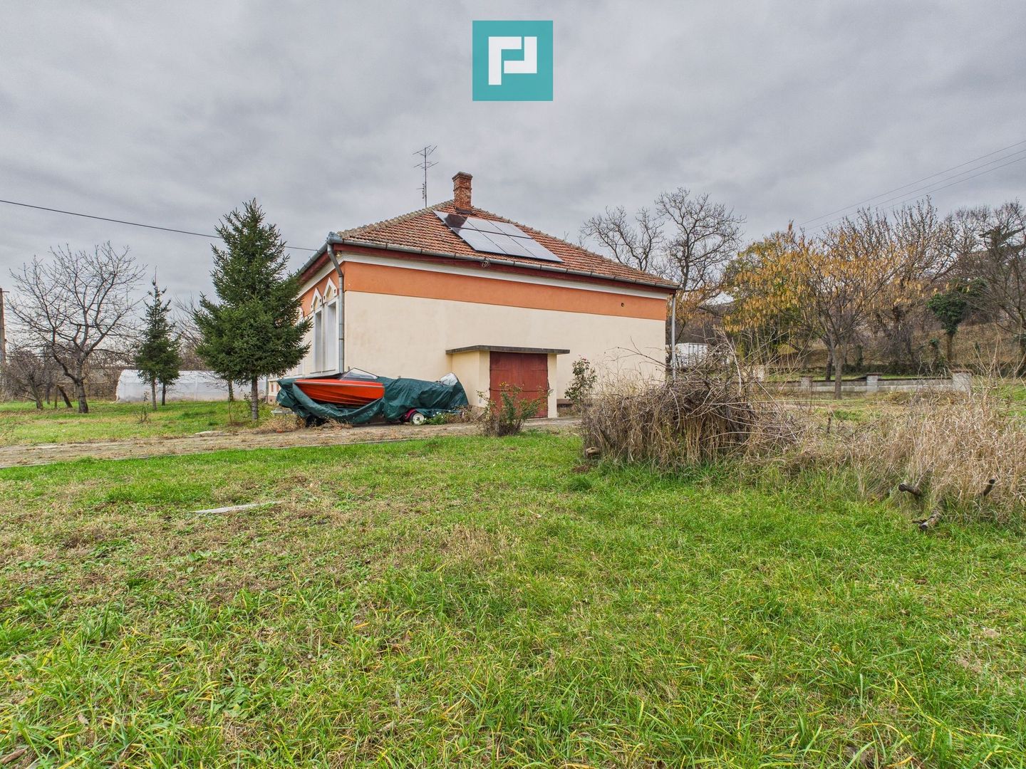 CONAC IMPRESIONANT ÎN GHIOROC - Poză 24