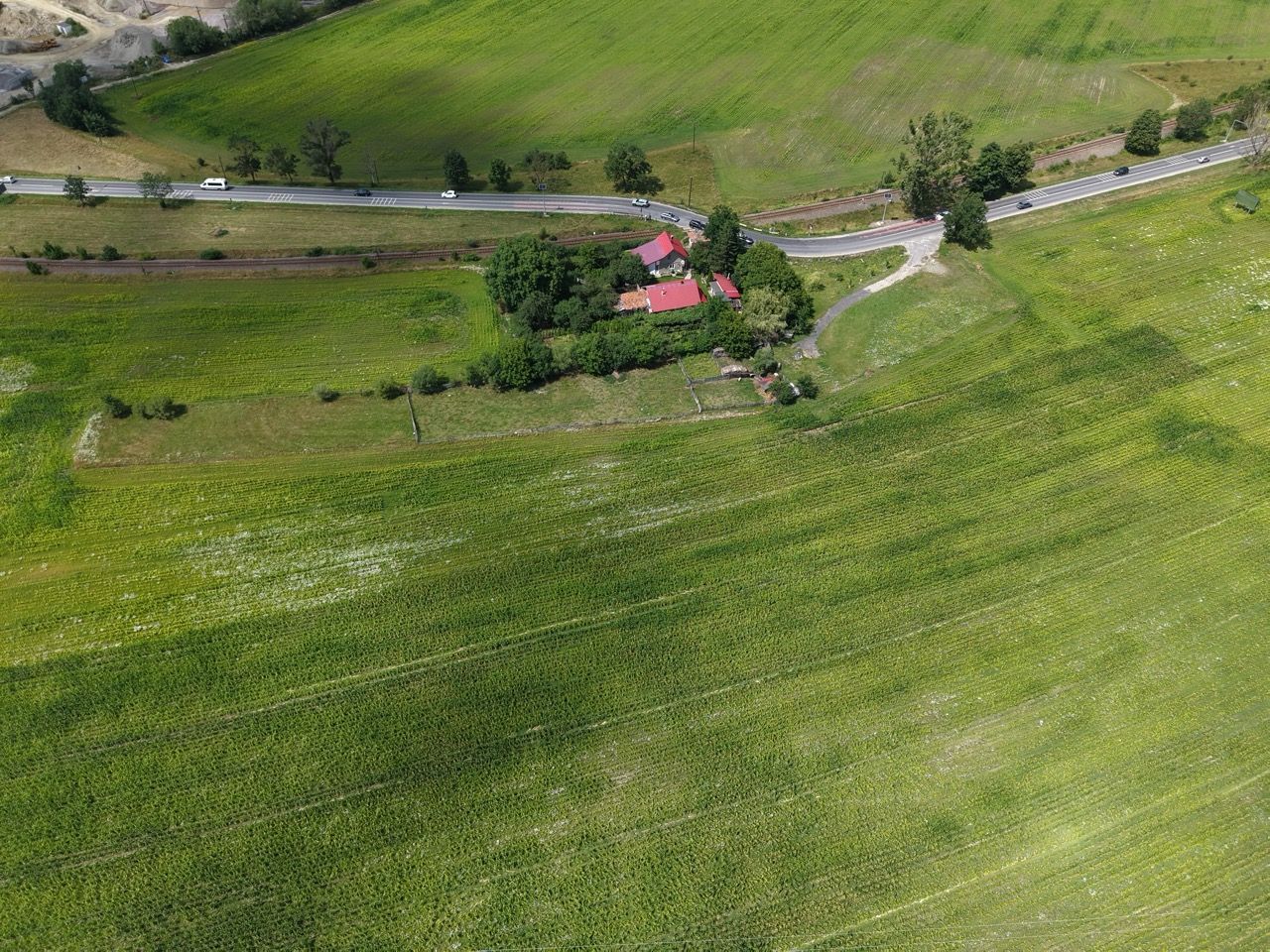 TEREN 5.001 MP – POZIȚIE EXCEPȚIONALĂ LA IEȘIREA DIN ZĂRNEȘTI - Poză 9
