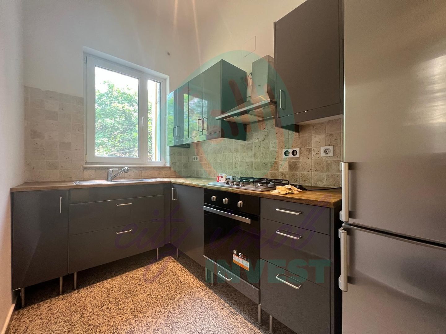 Apartament RENOVAT 3 camere Cotroceni-Curte comuna - Poză 3