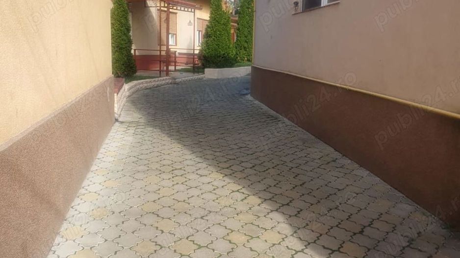 BRASADAS vinde casa si spatiu comercial - Poză 1