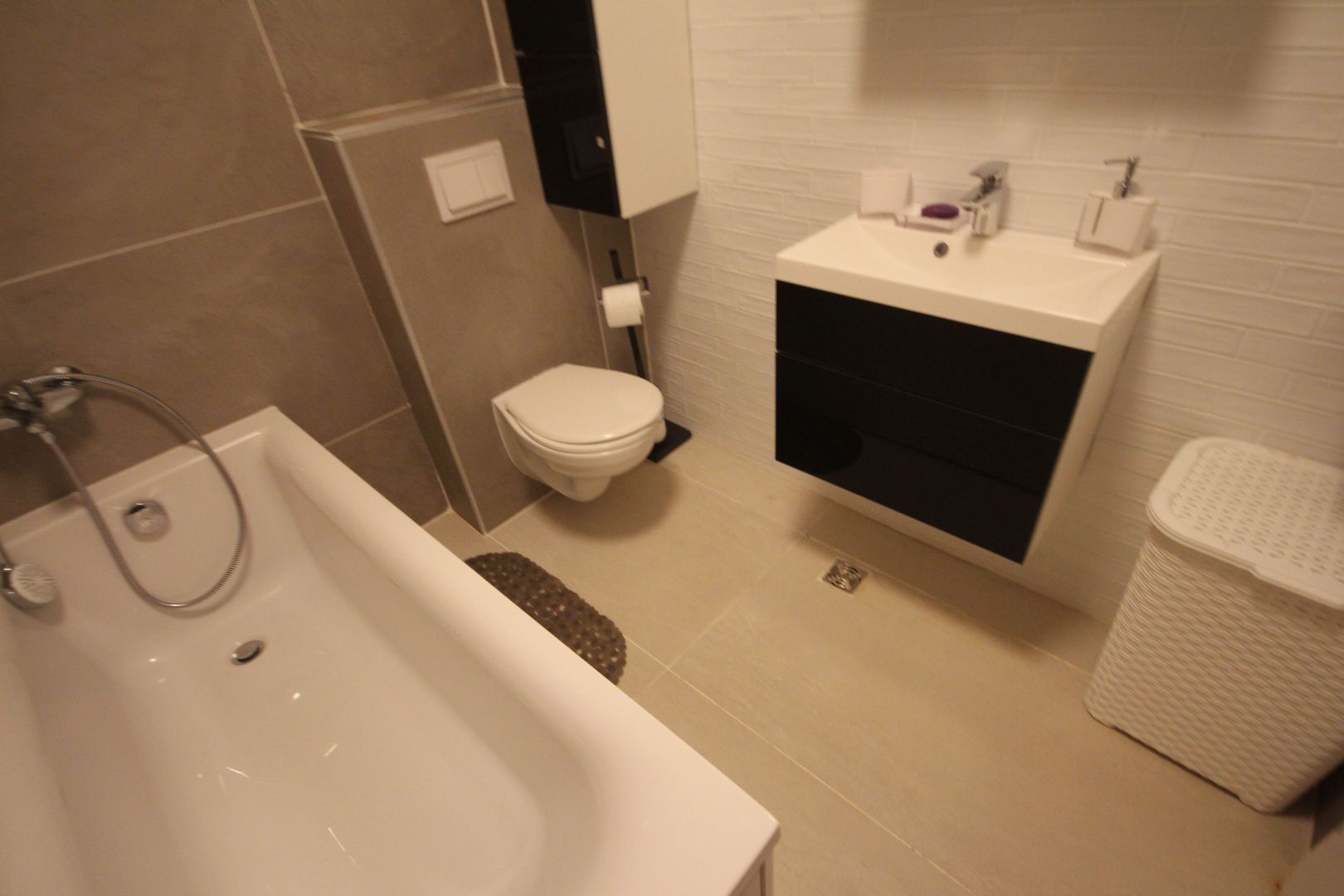 Apartament 3 camere in zona Buziasului - Poză 51