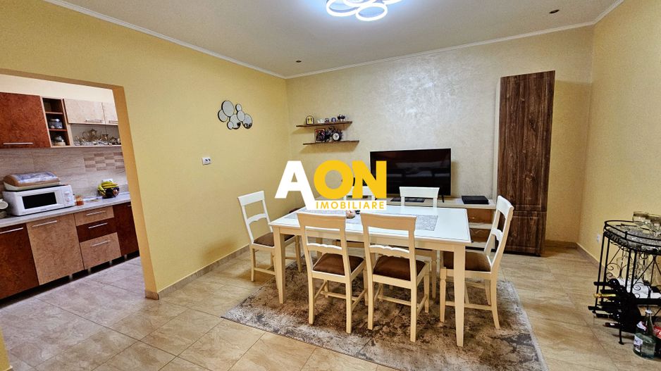 Casa renovata, 4 camere, 2 terase, mobilata, utilata, 568 mp teren - Poză 14