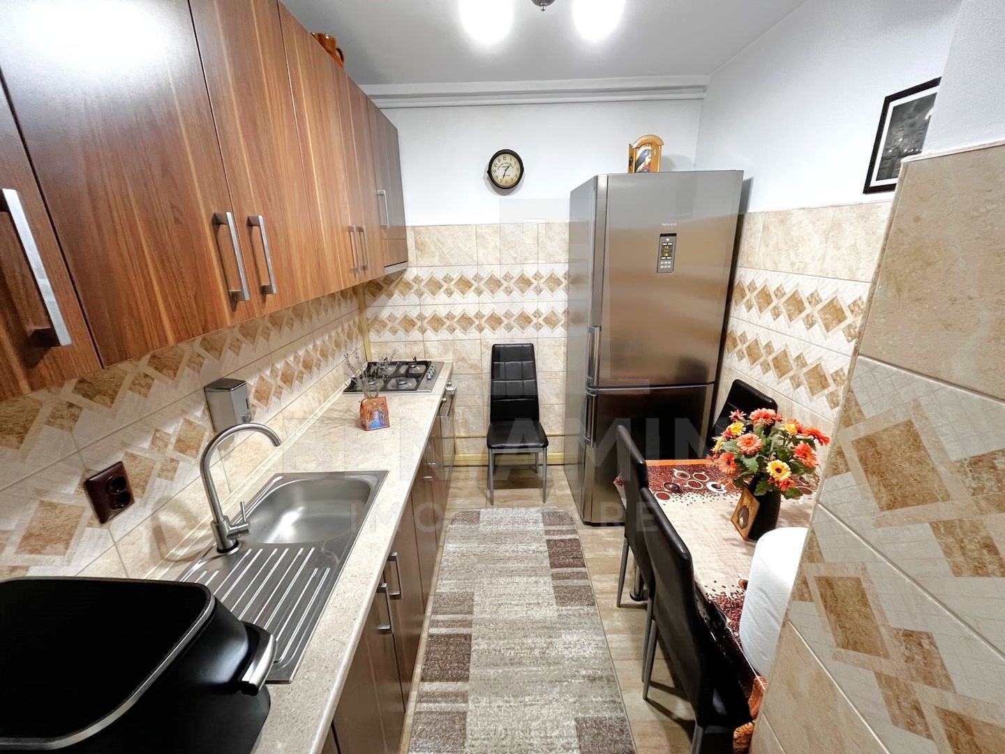 Apartament-2camere-decomandat-mobilat-utilat-centrala - Universitate - Poză 3