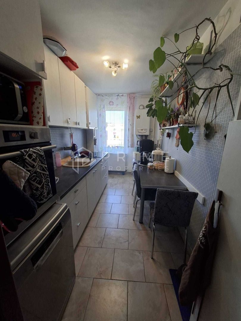 Apartament cu 3 camere, decomandat – Cartier Tudor, Zona Diamant - Poză 6