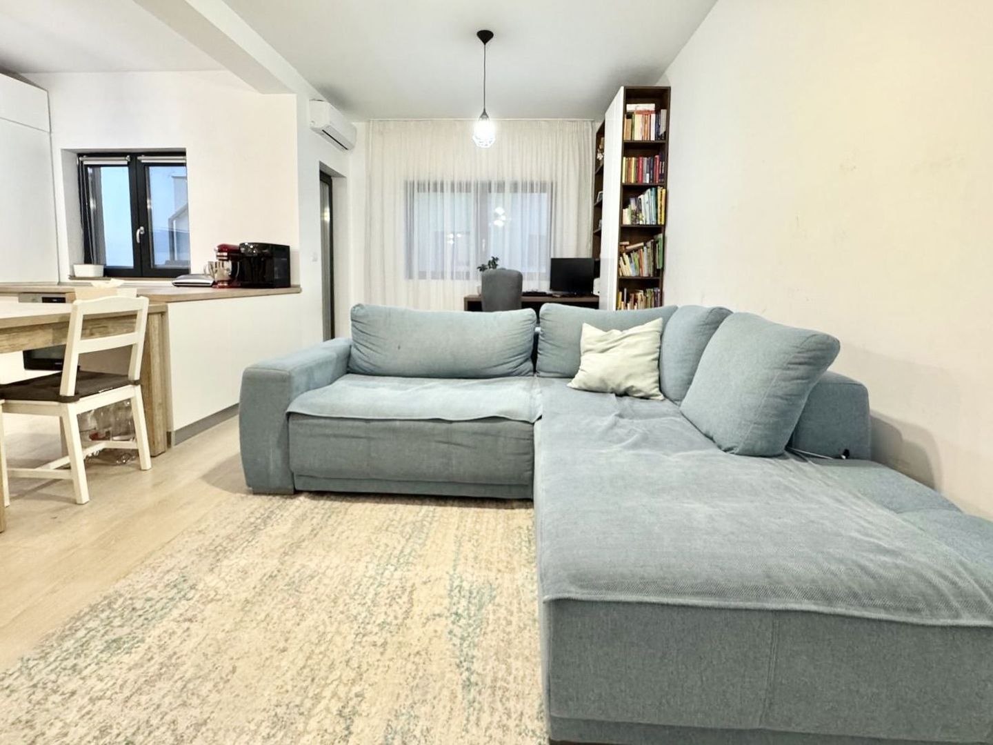 Apartament 2 camere Dumbrăvița – ideal locuit sau investiție - Poză 3