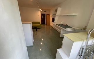 Garsoniera - Dreptatii, Militari - Poză 1