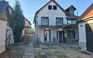 Casa 6 camere I 649 mp I Curte I Garaj I Zona Piata Cluj - Poză 1