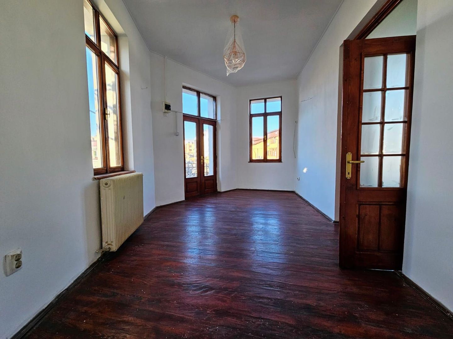 SPATIU COMERCIAL I FRONT STRADAL I ZONA UNIRII - Poză 2