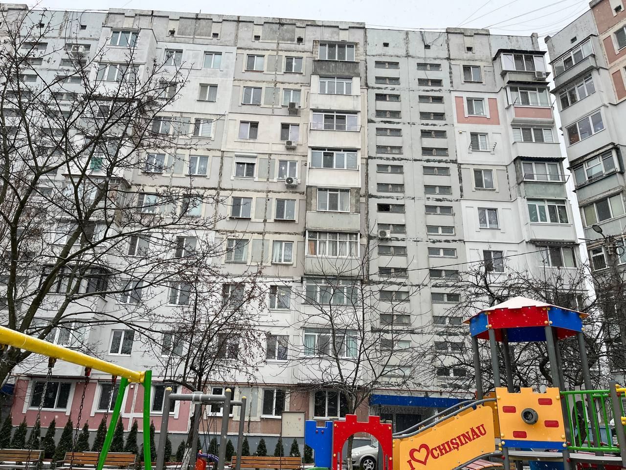 Apartament cu 3 camere, Ciocana - Poză 1