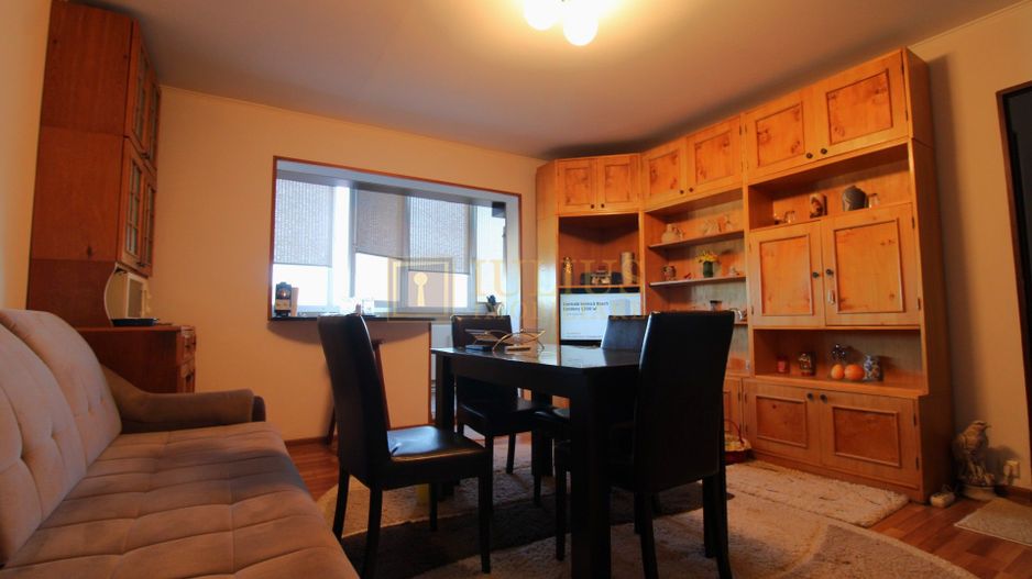 Apartament spatios, 3 camere, semidecomandat, Calea Buziasului - Poză 12
