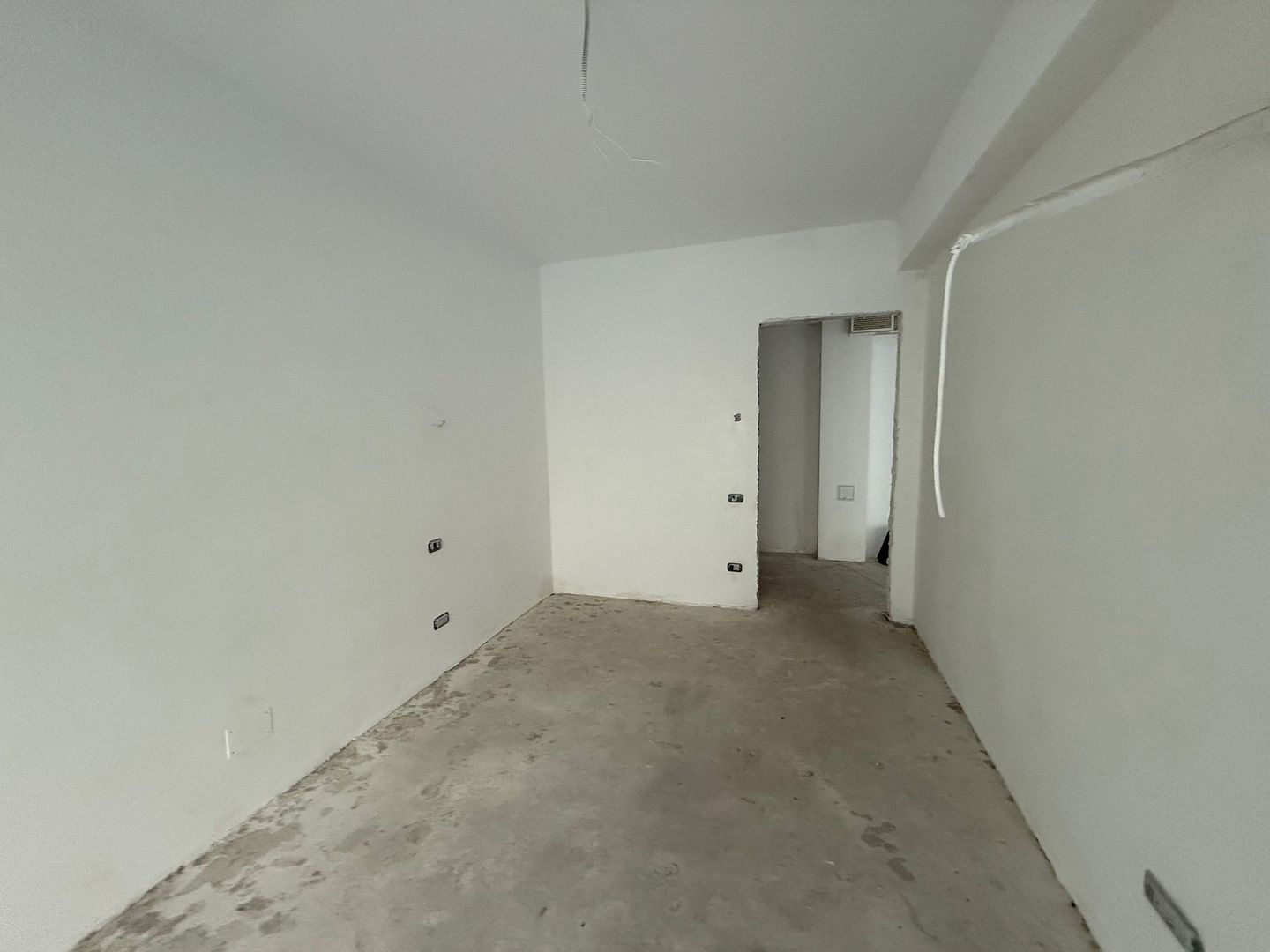 Apartament 4 Camere de Vanzare - Poză 13