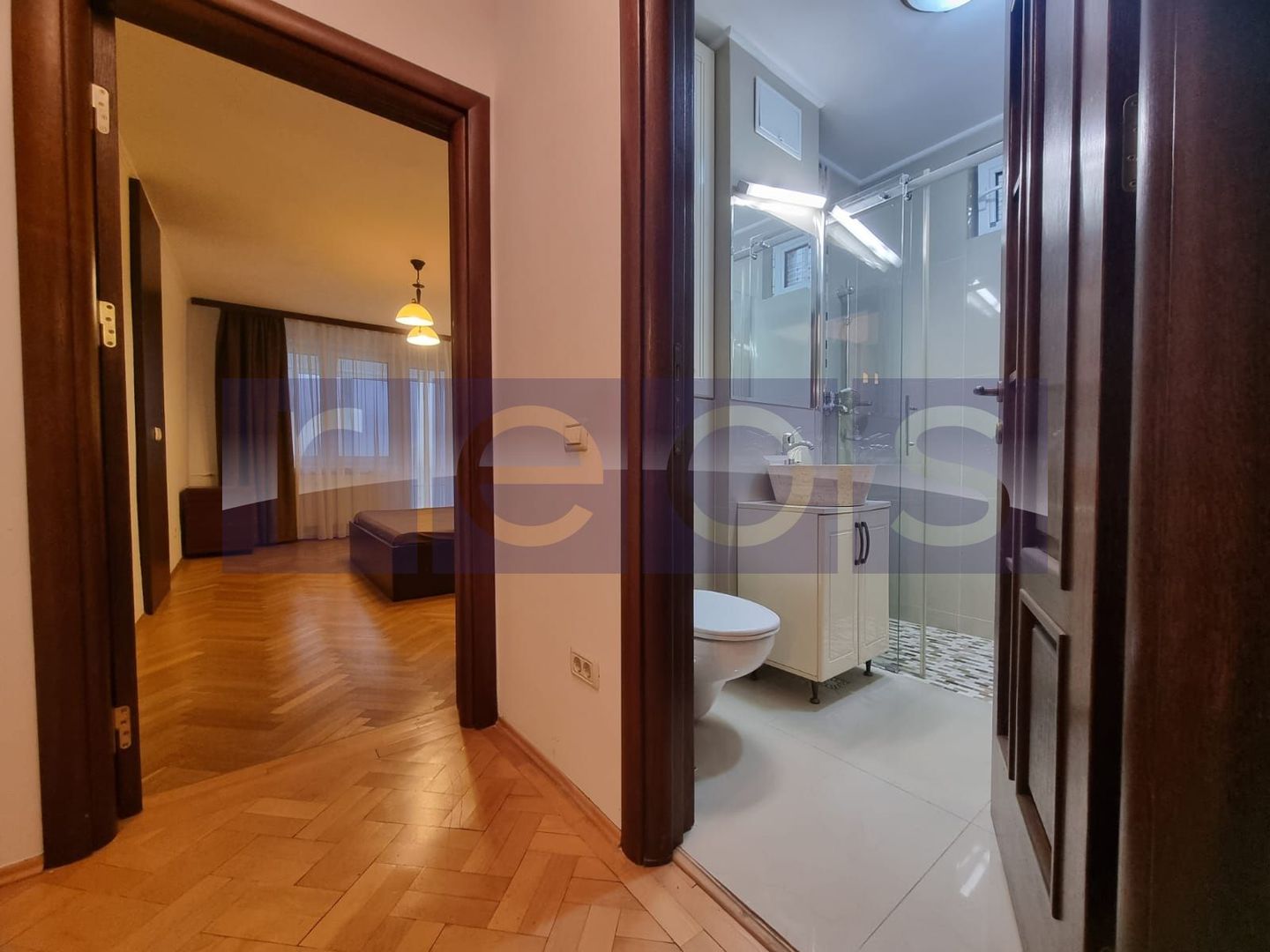 VANZARE 3 CAMEE TINERETULUI -SEMIDECOMANDAT - Poză 8