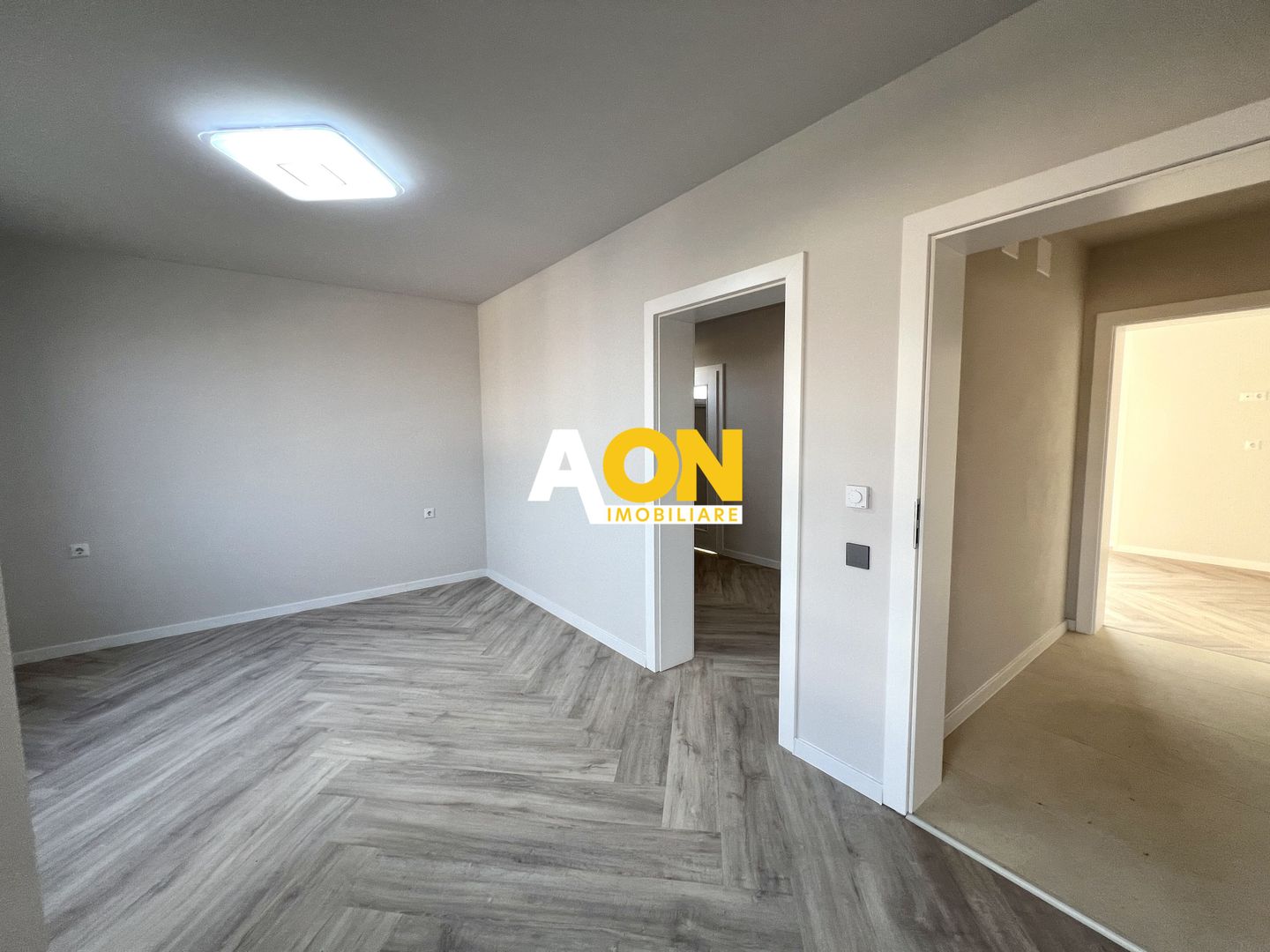 Casa moderna cu finisaje de calitate, 4 camere, 3 bai, 132 MP utili - Poză 27