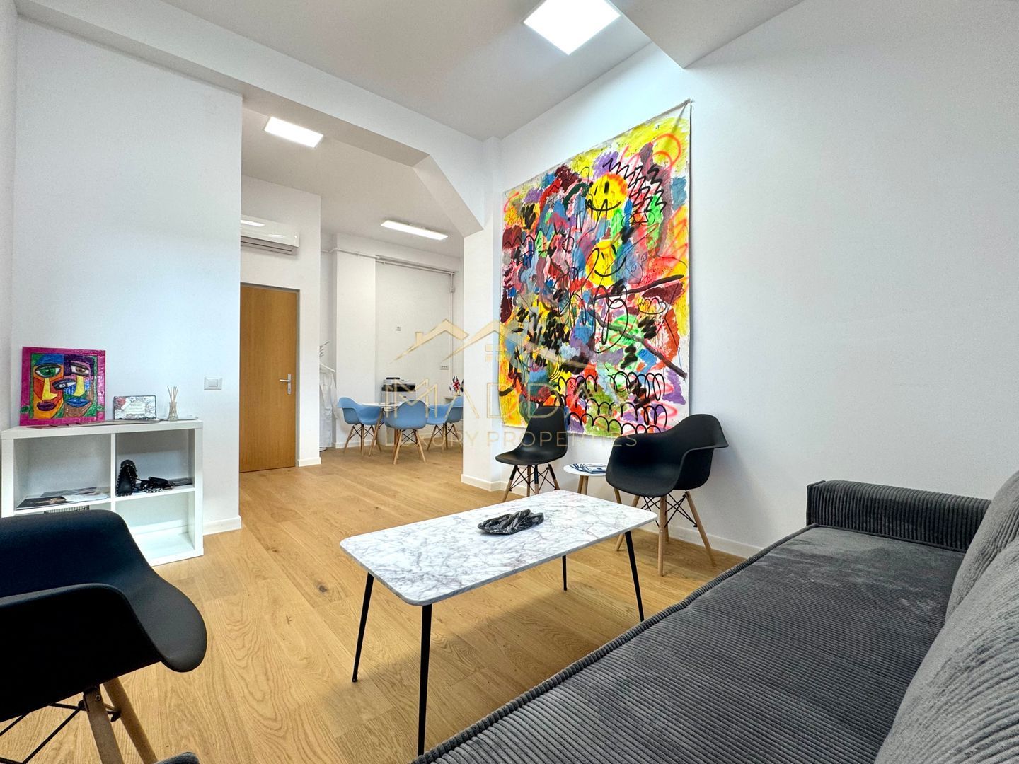 Apartament cu *3 camere* / Cladire Istorica stil Brancovenesc / Universitate - Poză 5