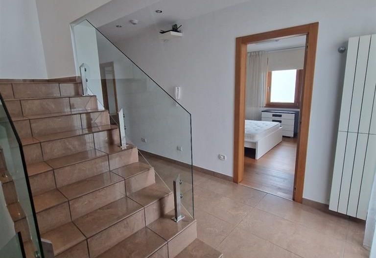 Vila cu Piscina & Garaj | Pipera | Erou Iancu Nicolae - Poză 8