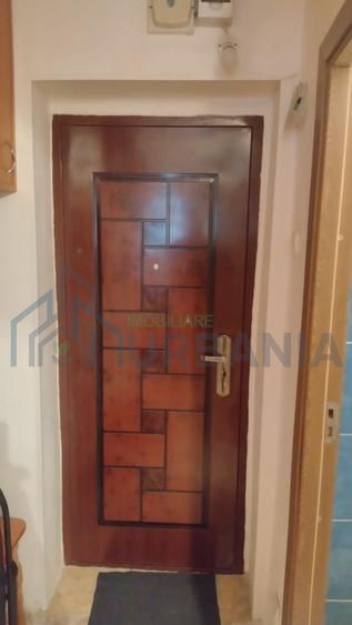 Închiriez garsonieră zona Iulius Mall - Poză 7