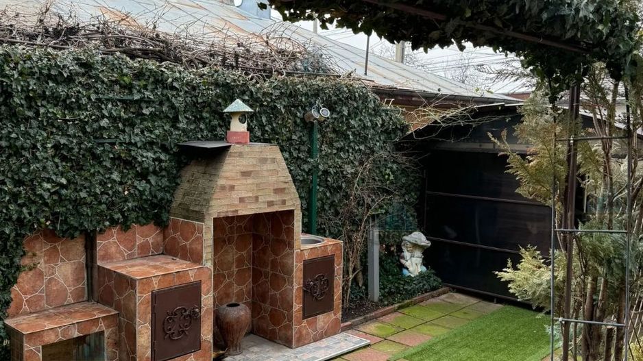 Casă de vânzare pe strada Tudor Vladimirescu - Poză 13